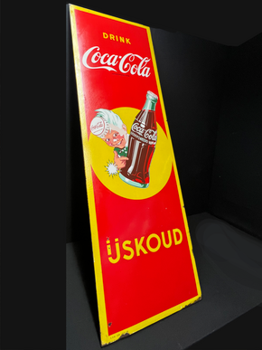 Coca Cola - Drink Coca Cola üskoud (Großes abgekantetes Emailleschild von 1957)