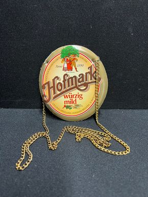 Hofmark Bier - Würzig mild (Zapfhahnschild mit Kette und Korkrückseite)