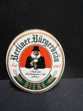 Berliner Bürgerbräu Biere- Zapfhahnschild mit Korkrückseite (Um 1985)