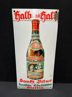 Sankt Vitus „Halb und Halb“ Edellikör (Emailleschild um 1920)