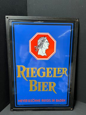 Riegeler Bier - Meyer & Söhne Riegel in Baden (Emailleschild im originalen Metallrahmen)